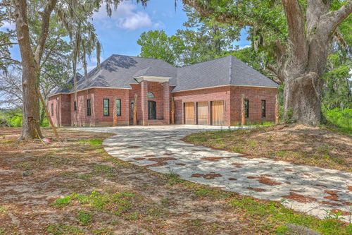 404 Fairington Dr, Summerville, SC, 29485-8670 | Card Image