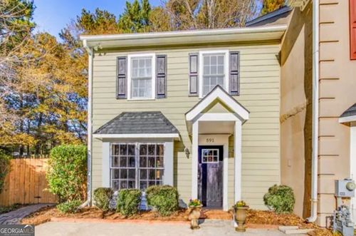 591 Saint James Walk Se, Marietta, GA, 30067-7165 | Card Image