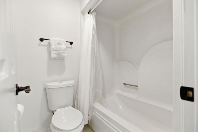 208 Loop Dr, House other with 4 bedrooms, 4 bathrooms and 3 parking in Winchester TN | Image 53
