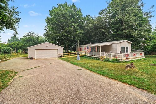 17039 3rd St, Arcadia, MI, 49613-5127 | Card Image