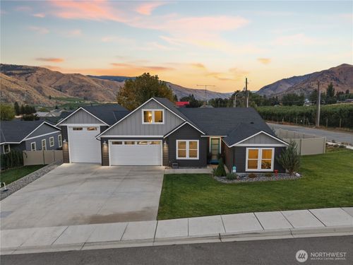 15001 Allison Place, Entiat, WA, 98822 | Card Image