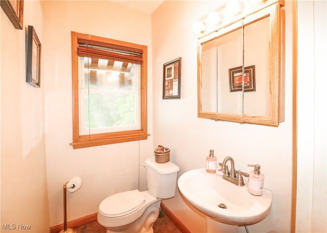 450 Akron Rd, House other with 3 bedrooms, 2 bathrooms and null parking in Wadsworth OH | Image 10