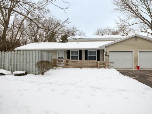10185 Foxhollow Ct, Portage, MI, 49024-6832 | Card Image