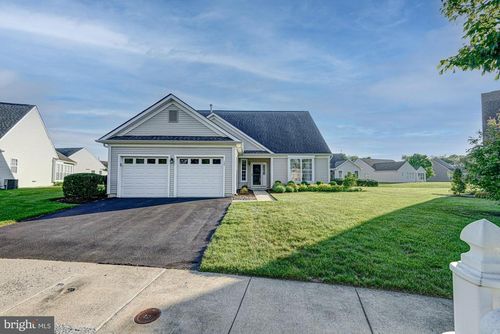 107 Dawn Ct, MIDDLETOWN, DE, 19709-5817 | Card Image