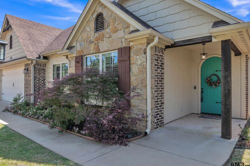 3305 Celebration Way, Longview, TX, 75605-5190 | Card Image