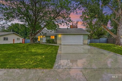 1576 S Linda Vista Ave, Boise, ID, 83709-1534 | Card Image