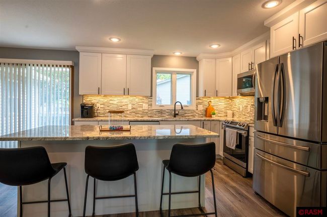 1419 Southridge Rd, House other with 3 bedrooms, 3 bathrooms and null parking in New Ulm MN | Image 11