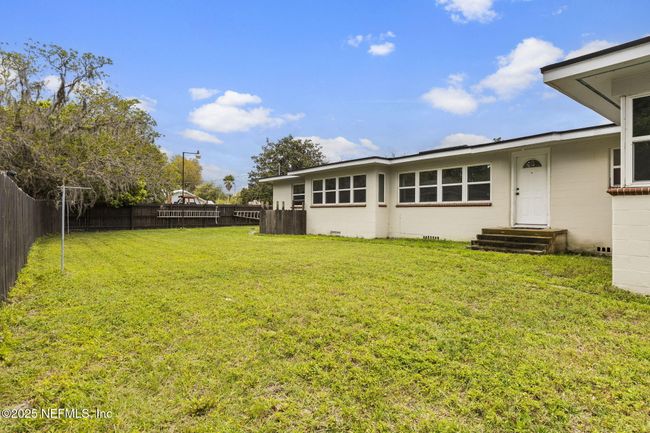 123 North Blvd E, House other with 3 bedrooms, 3 bathrooms and null parking in MACCLENNY FL | Image 24