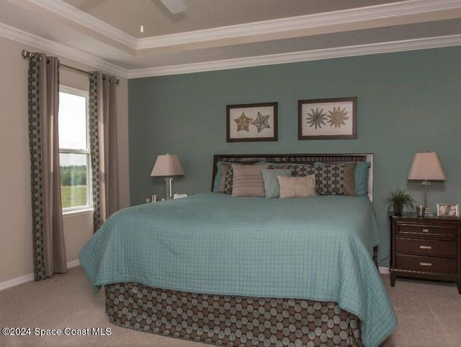 Model home - actual features may vary. | Image 8