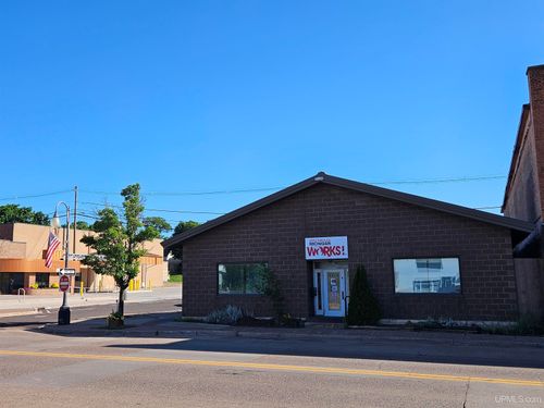 429 River Street, Ontonagon, MI, 49953 | Card Image