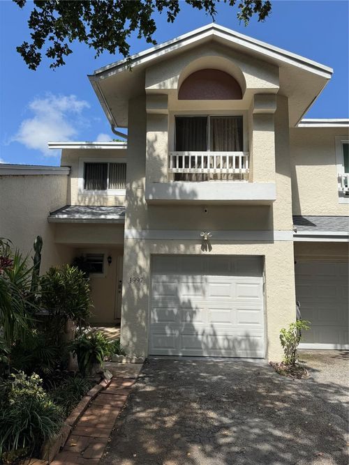 n-1997 Discovery Cir E, Deerfield Beach, FL, 33442-1029 | Card Image
