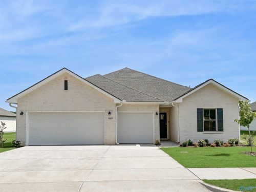 122 Southern Star Dr, Huntsville, AL, 35811-7816 | Card Image