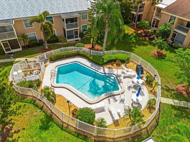 Community Pool. | Image 38