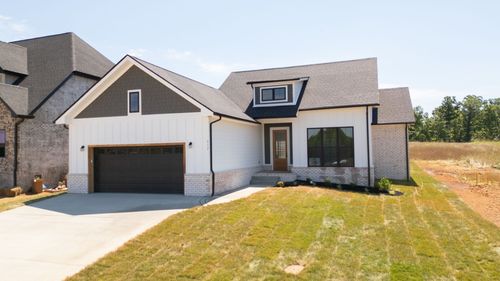 517 Foxglove Ln, Clarksville, TN, 37043-2695 | Card Image
