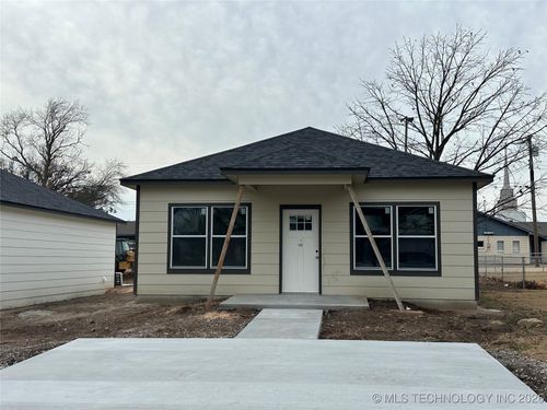 608 S 3rd St, Morris, OK, 74445-2204 | Card Image