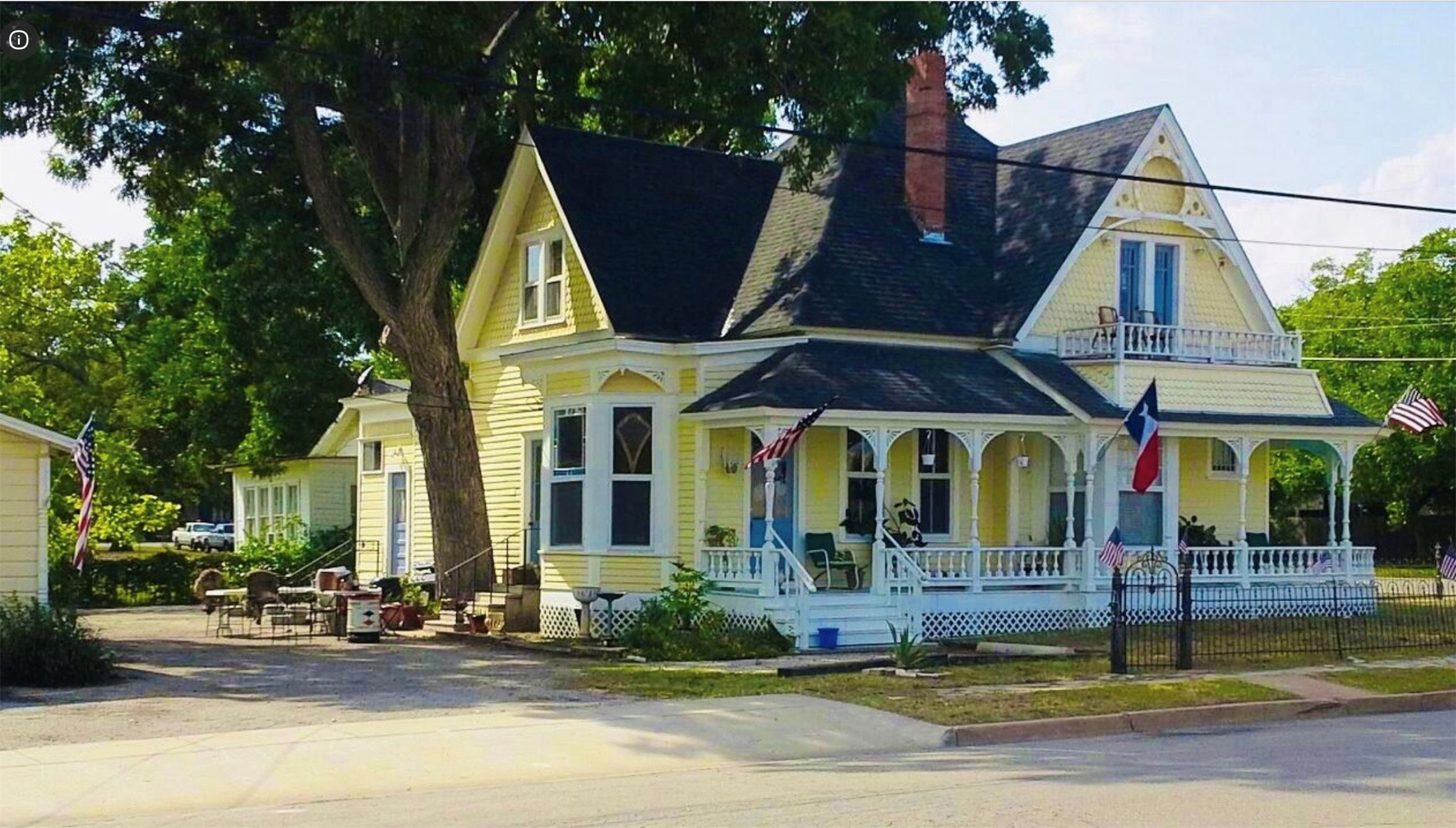 Market St, Lockhart, TX 78644