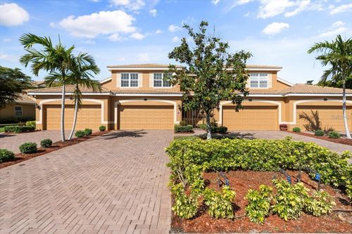 102-416 Winding Brook Ln, BRADENTON, FL, 34212-8221 | Card Image