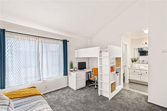 G - 2715 Vanderbilt Ln, Townhouse with 2 bedrooms, 3 bathrooms and 2 parking in Redondo Beach CA | Image 41