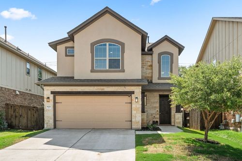 9528 Hunter Ln, Austin, TX, 78748-3723 | Card Image
