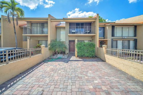 3-740 E Coco Plum Cir, Plantation, FL, 33324-3757 | Card Image