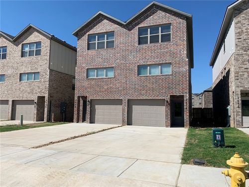 1-2634 Sw Livingston Sq, Bentonville, AR, 72713-4007 | Card Image