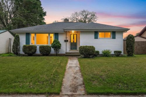 1727 30th Street, Two Rivers, WI, 54241 | Card Image