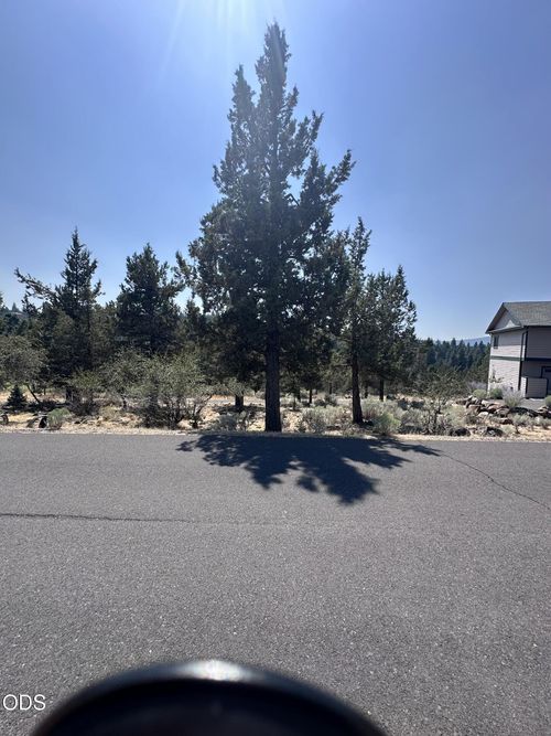 lot-761-0 Kestrel Rd, Klamath Falls, OR, 97601 | Card Image