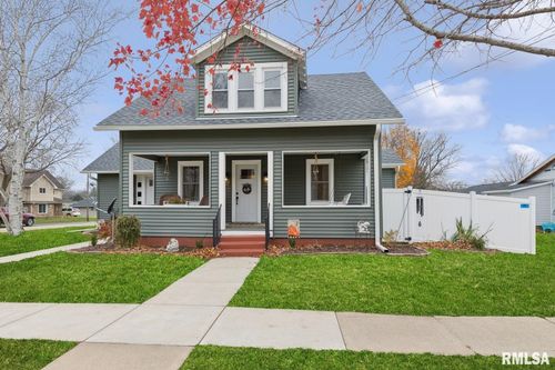 539 S Main St, Sheffield, IL, 61361-9684 | Card Image