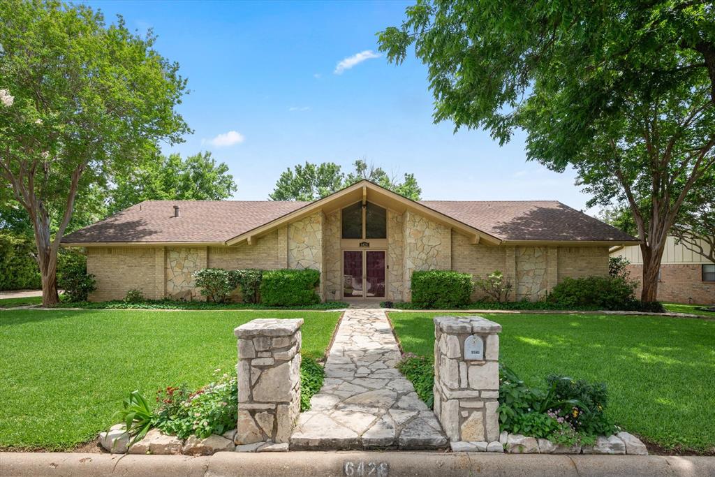 Suncrest Ct, North Richland Hills, TX 76180