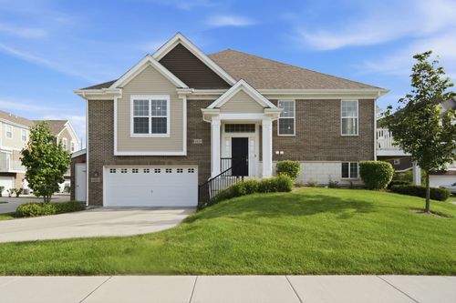4450 Monroe Ct, Naperville, IL, 60564-1219 | Card Image