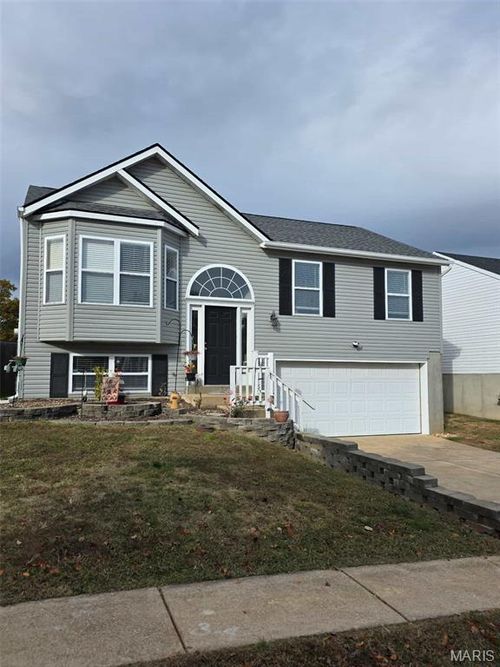 3185 5 Oaks Dr. Drive, Arnold, MO, 63010 | Card Image