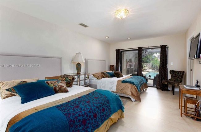 1000 E Cypress Dr, House other with 4 bedrooms, 3 bathrooms and null parking in Pompano Beach FL | Image 20