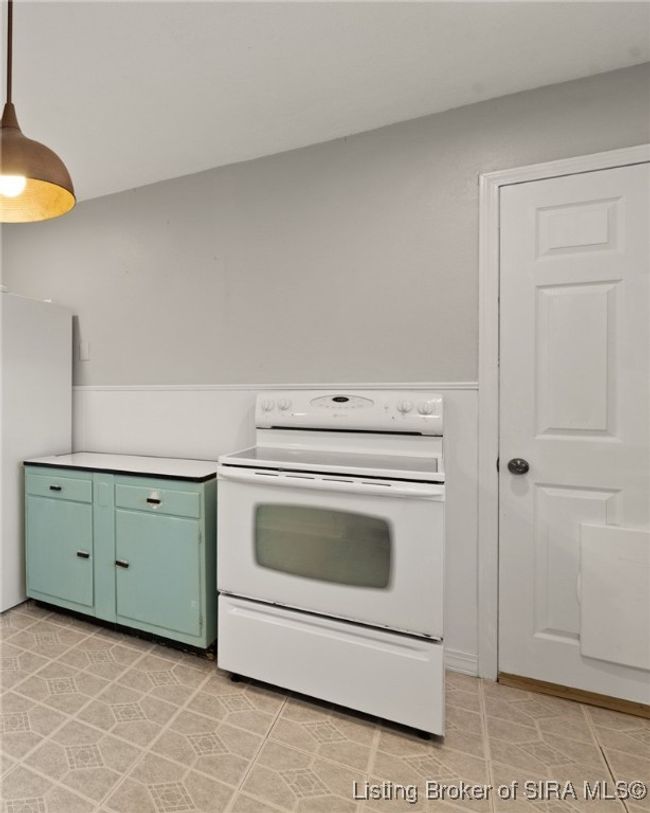 1790 Elmview Dr, Home with 2 bedrooms, 1 bathrooms and null parking in New Albany IN | Image 15