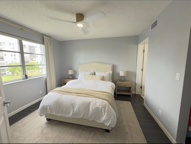APT-408 - 2222 N Cypress Bend Dr, Condo with 2 bedrooms, 2 bathrooms and null parking in Pompano Beach FL | Image 7
