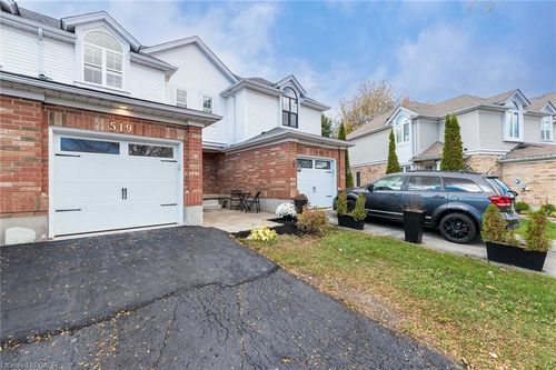 519 Mariner Dr, Waterloo, ON, N2K3Y8 | Card Image
