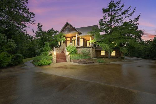 661 Diamond Point Dr, Oak Point, TX, 75068-2255 | Card Image