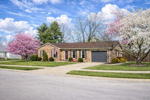 201 Normandy Cir, Versailles, KY, 40383-1781 | Card Image