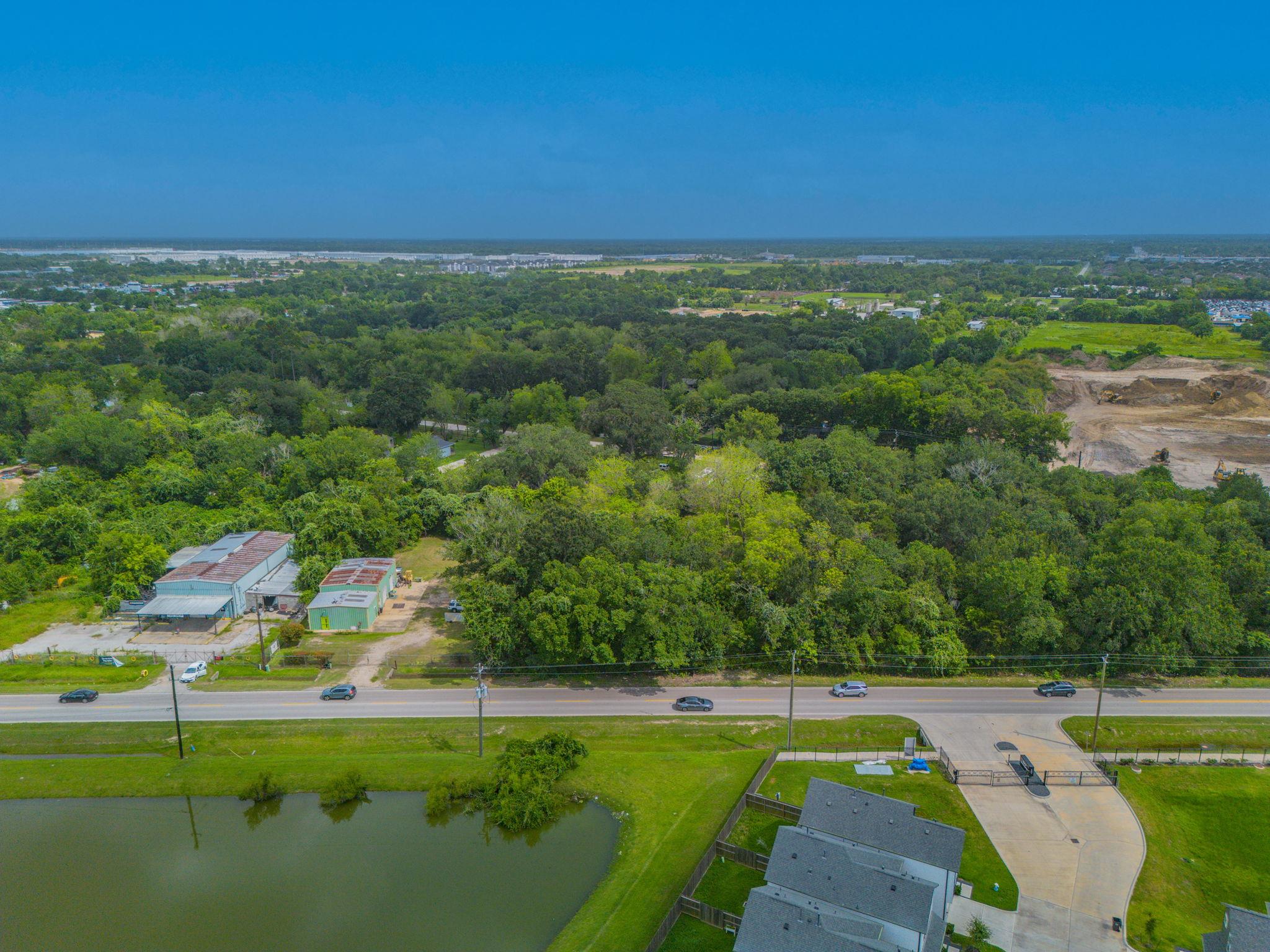 Land in Houston 4