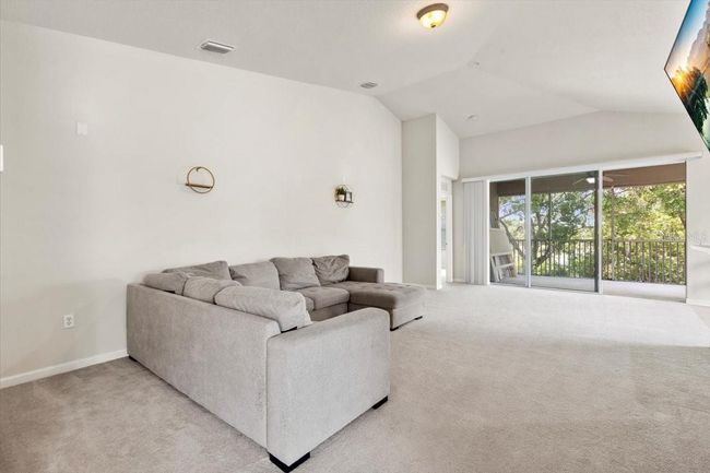 Living Room | Image 13