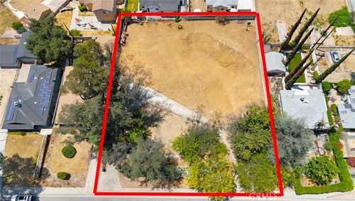 412 W Altadena Dr, Altadena, CA, 91001-4202 | Card Image