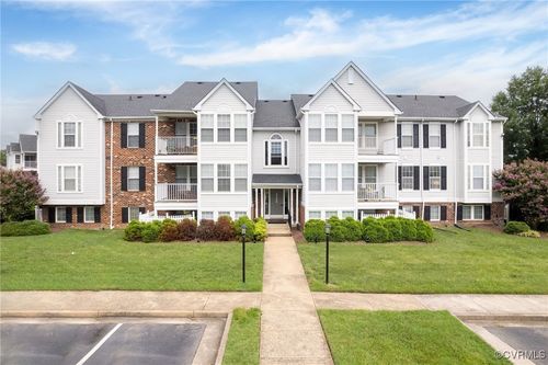 unit-706-9389 Horse Castle Ct, Glen Allen, VA, 23060-3716 | Card Image