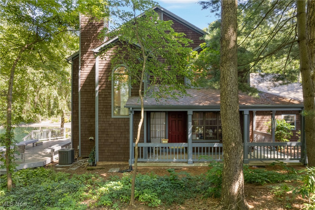 Perry Dr, Massillon, OH 44646