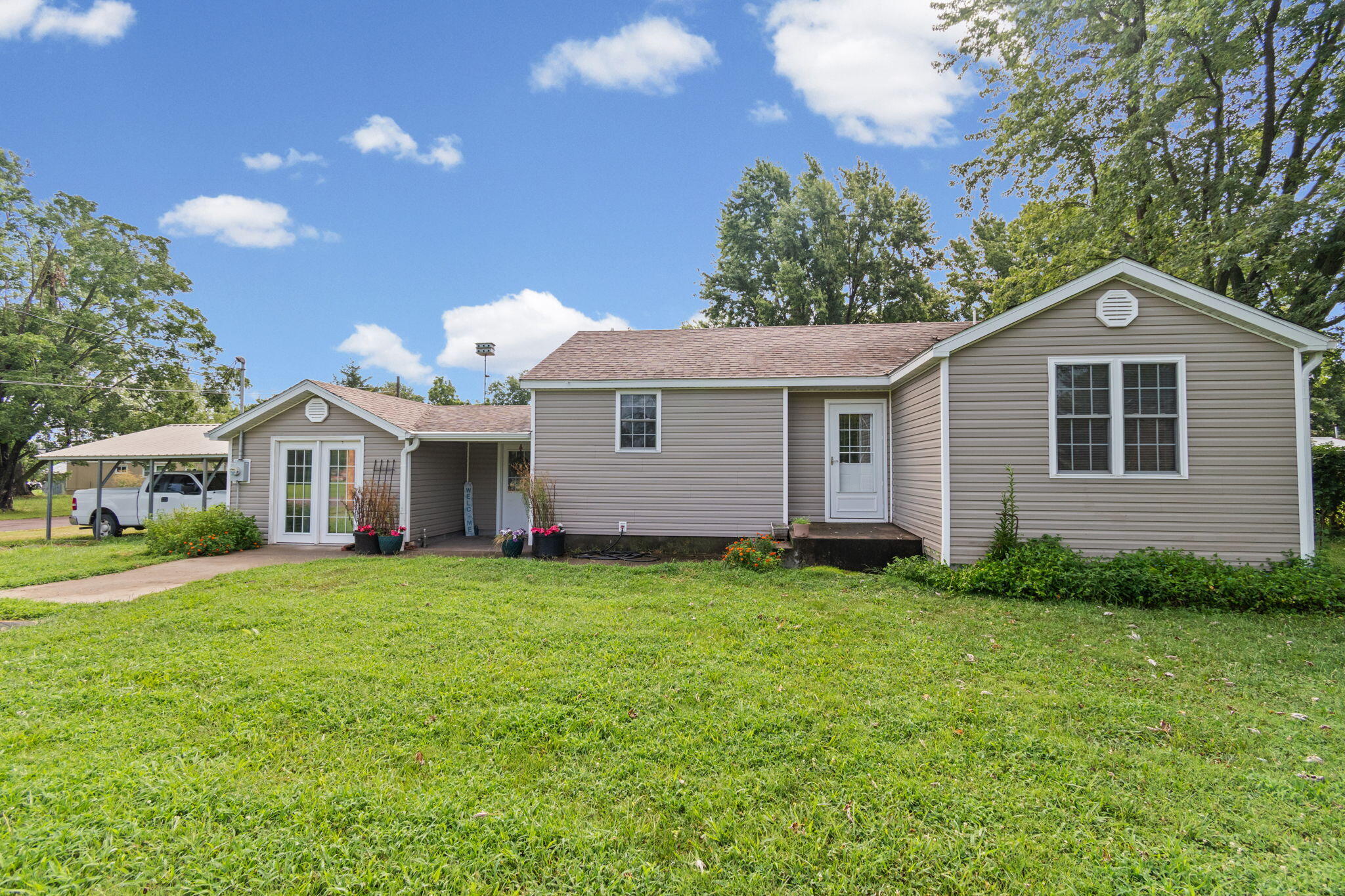 Residential in Lowry City 3