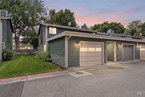 6919 W Maxwell Ln, Boise, ID, 83704-8525 | Card Image