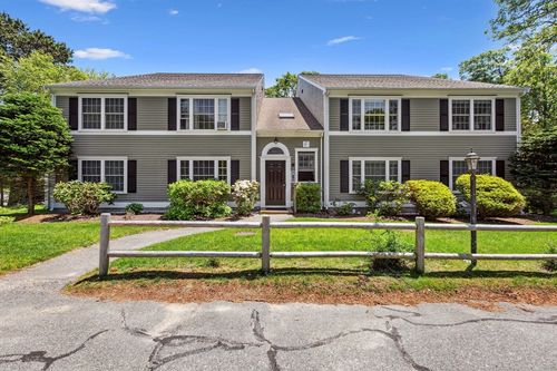 6-2 Englewood Dr, Harwich, MA, 02645-2738 | Card Image