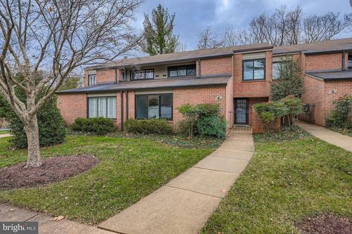 4 Oakridge Ct, Lutherville Timonium, MD, 21093-5927 | Card Image