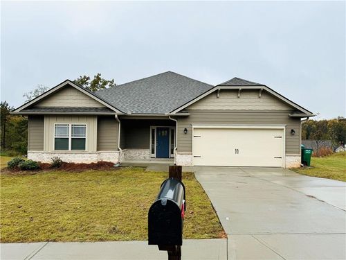 2204 Remington Dr, Commerce, GA, 30529-3905 | Card Image