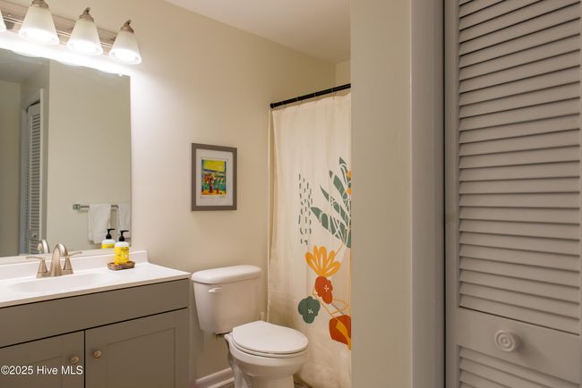 2301B - 2301 Surfrider Cir, Condo with 2 bedrooms, 2 bathrooms and null parking in Kure Beach NC | Image 20