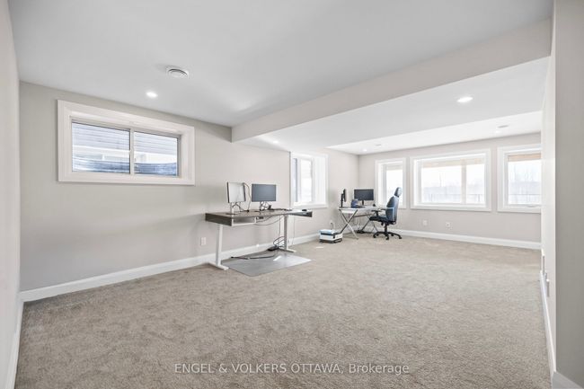 399 Longworth Ave, House other with 5 bedrooms, 4 bathrooms and 3 parking in Gloucester ON | Image 37