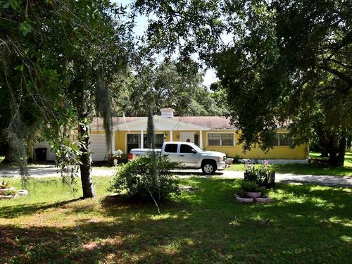 819 Tumblin Kling Rd, Fort Pierce, FL, 34982-6945 | Card Image